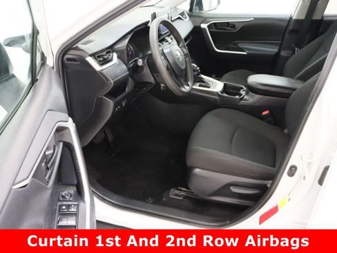Certified 2020 Toyota RAV4 LE image 14