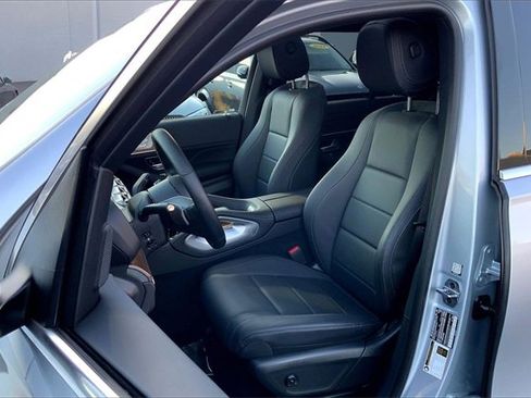 Used 2025 Mercedes-Benz GLE 450 4MATIC image 6