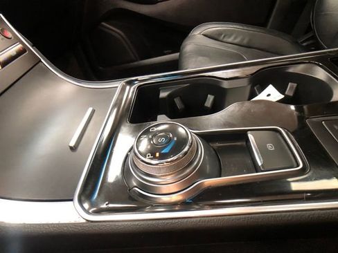 Certified 2020 Ford Edge Titanium w/ Class II Trailer Tow Package image 19