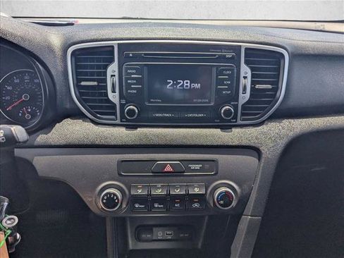 Used 2019 Kia Sportage LX FWD image 14