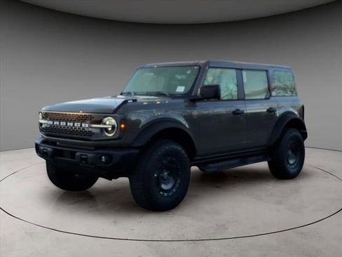 New 2025 Ford Bronco Badlands w/ Sasquatch Package image 1