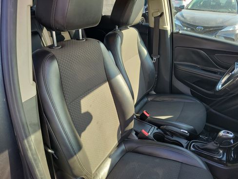 Used 2018 Buick Encore Preferred image 29