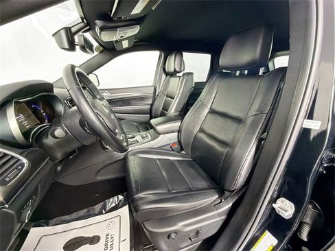Used 2022 Jeep Grand Cherokee Limited image 19