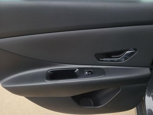 New 2026 Hyundai Elantra Sport FWD image 8