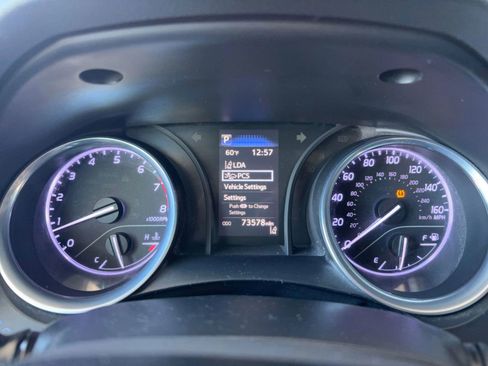 Used 2020 Toyota Camry LE FWD image 34