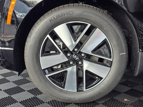 New 2026 Hyundai Ioniq 9 SEL image 12