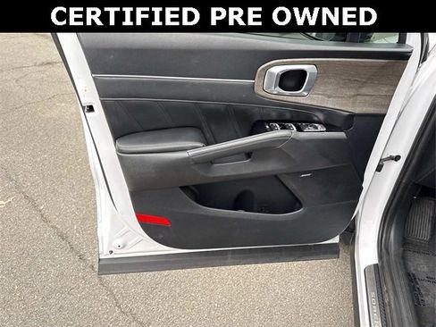 Used 2021 Kia Sorento SX Prestige image 8