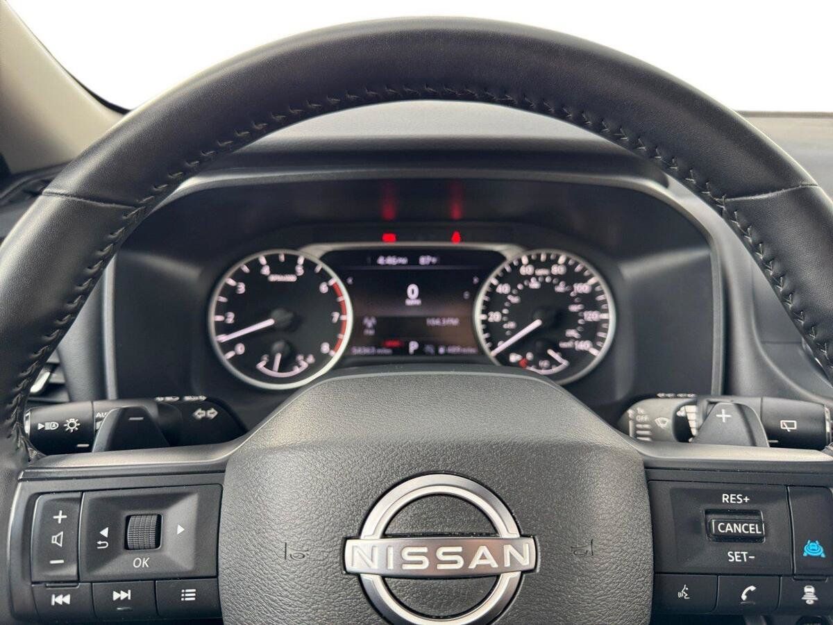 Certified 2025 Nissan Rogue SV AWD/4WD image 16