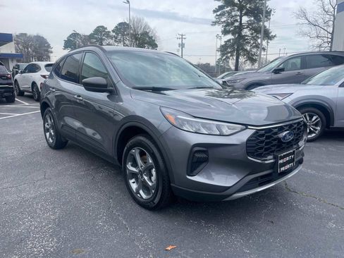 Used 2025 Ford Escape ST-Line image 7