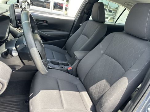 Used 2024 Toyota Corolla LE FWD image 11