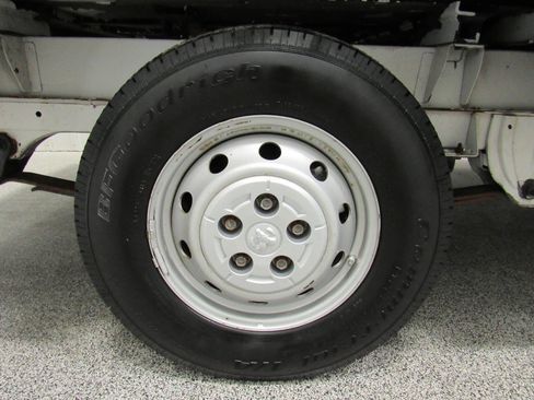 Used 2016 RAM ProMaster 2500 w/ Interior Convenience Group image 14