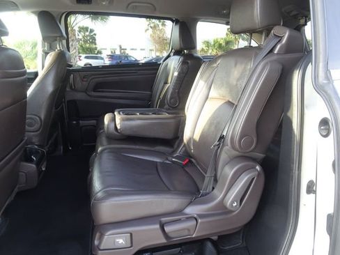 Certified 2019 Honda Odyssey EX-L image 9