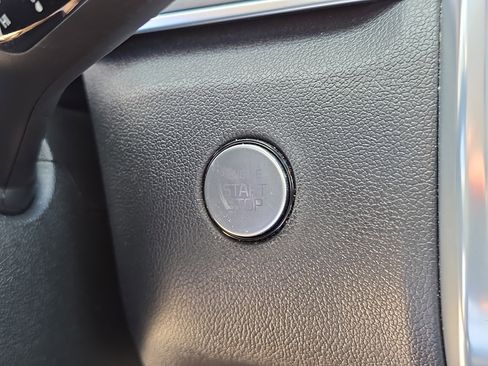 Certified 2022 Kia Sorento SX image 28