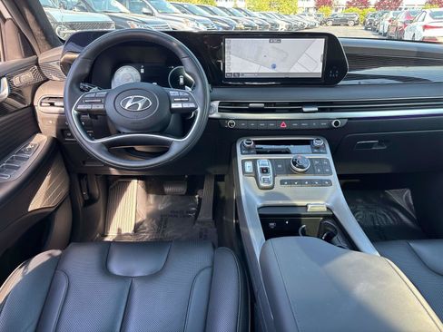 Used 2025 Hyundai Palisade Calligraphy AWD/4WD image 11