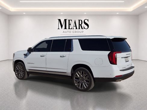 Used 2026 GMC Yukon XL Denali Ultimate AWD/4WD image 3