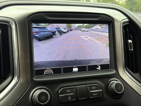 Used 2020 Chevrolet Silverado 1500 LT Trail Boss AWD/4WD image 30