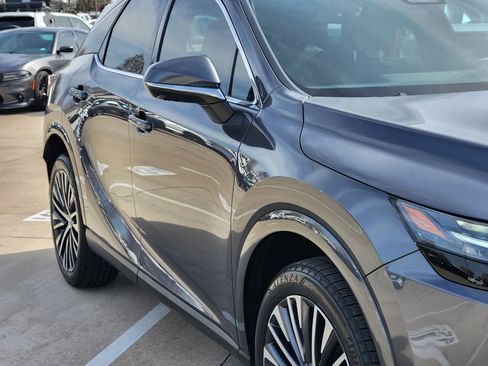 Used 2025 Lexus RX 350 Premium Plus w/ Accessory Package (Z1) image 8