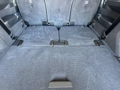 Certified 2024 Volvo XC90 T8 Plus AWD/4WD image 20