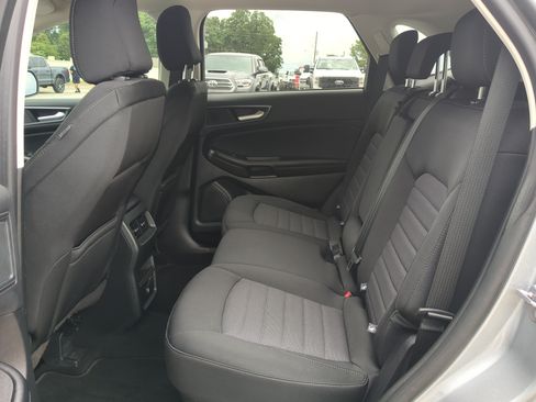 Used 2024 Ford Edge SE w/ Cargo Accessory Package AWD/4WD image 12