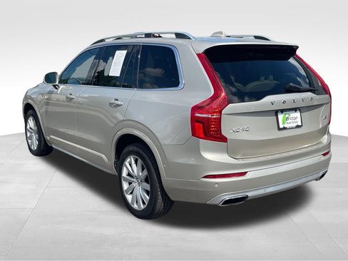 Used 2016 Volvo XC90 T6 Momentum w/ Momentum Plus Package AWD/4WD image 5