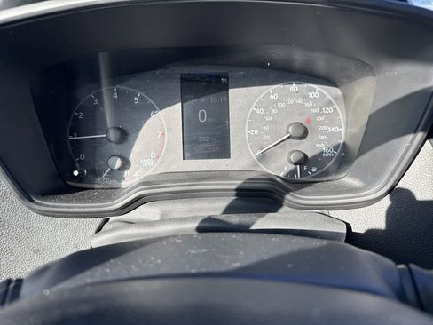 Used 2025 Toyota Corolla LE image 20