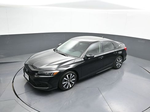 Certified 2023 Honda Civic EX image 33