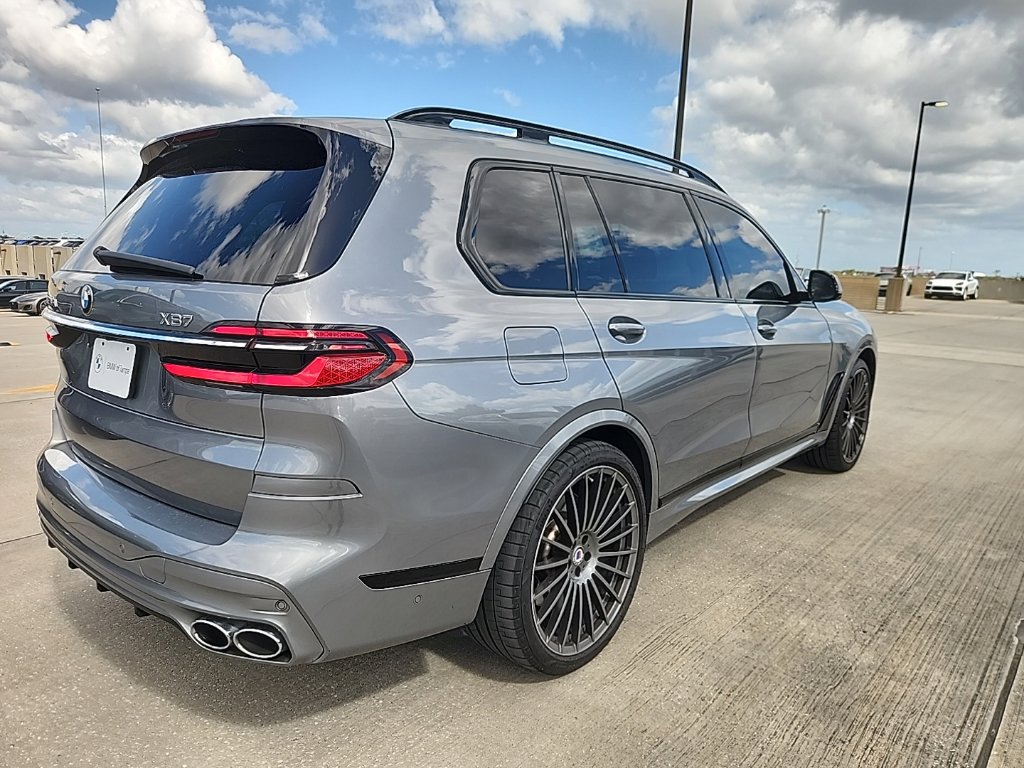 Used 2024 BMW ALPINA XB7 AWD/4WD image 6