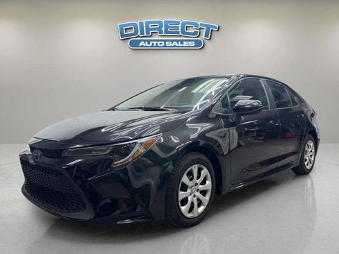 Used 2021 Toyota Corolla LE image 3