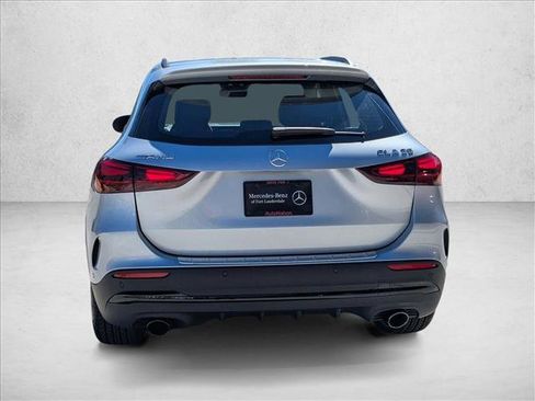 New 2026 Mercedes-Benz GLA 35 AMG 4MATIC image 7