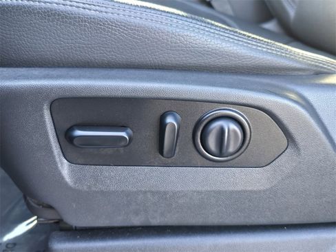 Certified 2020 GMC Sierra 1500 Denali w/ Denali Premium Package image 15