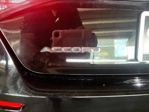Used 2023 Honda Accord EX image 29