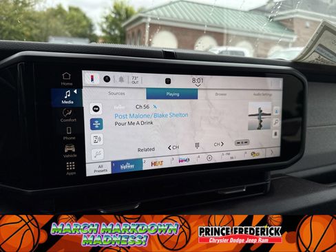 New 2025 Jeep Gladiator Sport image 22