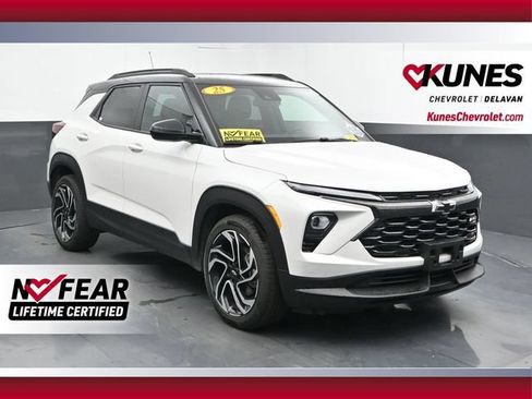 Used 2025 Chevrolet TrailBlazer RS w/ Convenience Package FWD image 1