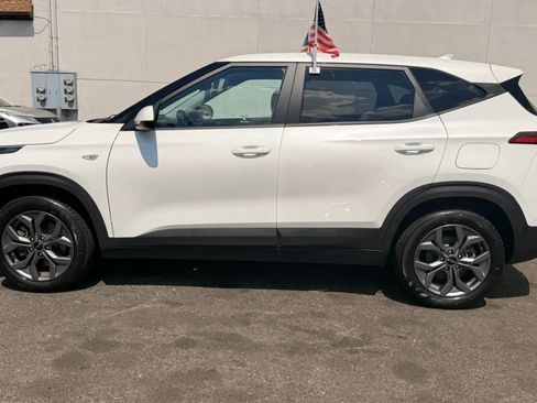Used 2024 Kia Seltos LX AWD/4WD image 10