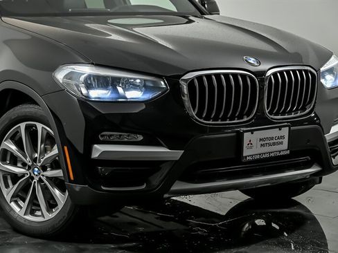 Used 2019 BMW X3 xDrive30i w/ Driving Assistance Package AWD/4WD image 2