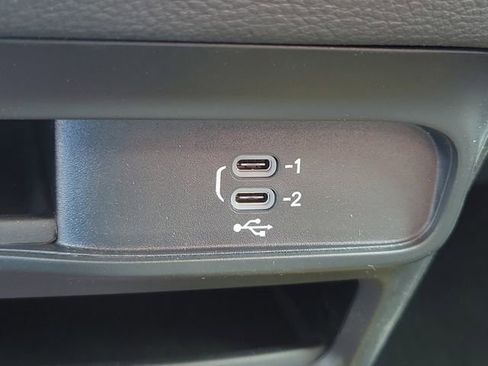 New 2026 Chrysler Pacifica Select image 24