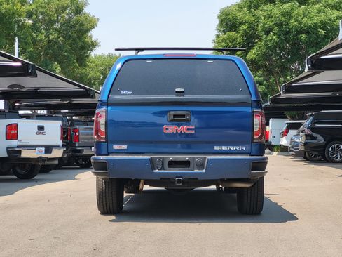 Used 2018 GMC Sierra 1500 SLT w/ All Terrain Package AWD/4WD image 5
