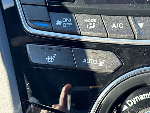 New 2026 Acura RDX SH-AWD image 18