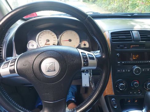 Used 2007 Saturn Vue AWD V6 w/ Leather Appointments Pkg image 15