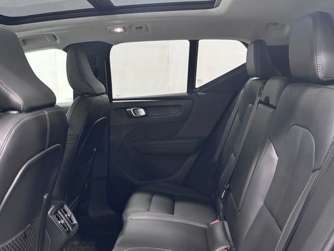 Used 2024 Volvo XC40 B5 Plus w/ Protection Package Premier AWD/4WD image 22