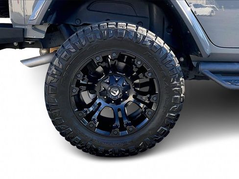 Certified 2023 Jeep Wrangler Unlimited Rubicon w/ LED Lighting Group image 34