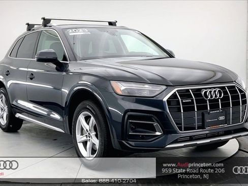 Certified 2023 Audi Q5 2.0T Premium w/ Convenience Package image 1