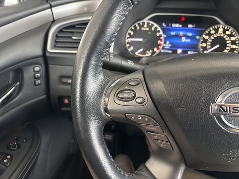 Used 2019 Nissan Murano Platinum image 15
