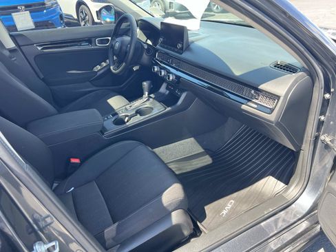 Certified 2023 Honda Civic EX image 28