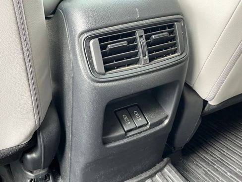 Used 2021 Honda CR-V EX-L image 9