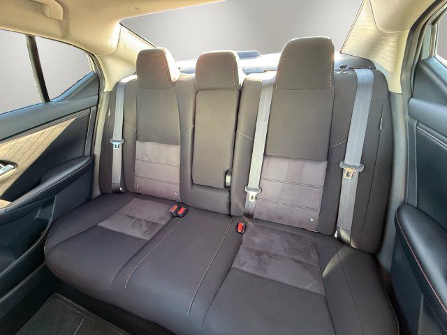 Used 2024 Nissan Sentra SR FWD image 14