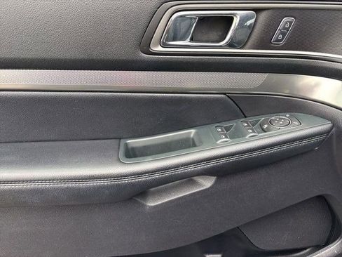 Used 2019 Ford Explorer XLT w/ Class II Trailer Tow Package image 13