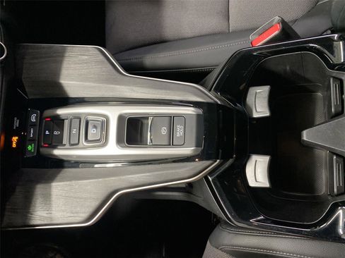 Used 2018 Honda Clarity Plug-In Hybrid image 25