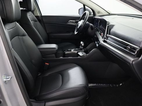 Used 2023 Kia Sportage SX FWD image 11