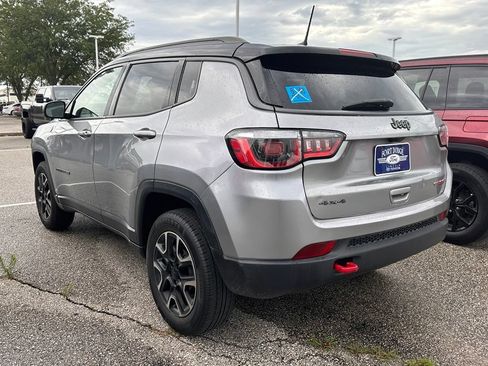 Used 2020 Jeep Compass Trailhawk AWD/4WD image 5